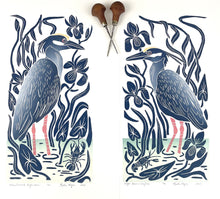Load image into Gallery viewer, Yellow-Crowned Night Heron. Hand pulled with 13x19 mat