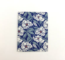 Load image into Gallery viewer, Block Print Magnolia - Notecard, Set of 3
