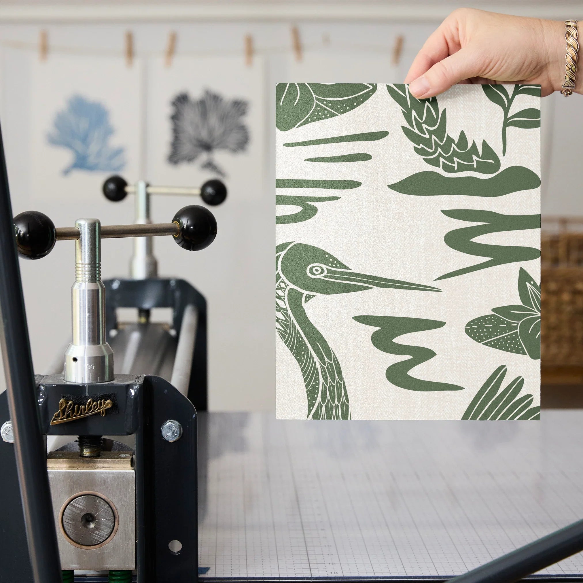 Low Country Egret, Moss Green on Light, Large Wallpaper