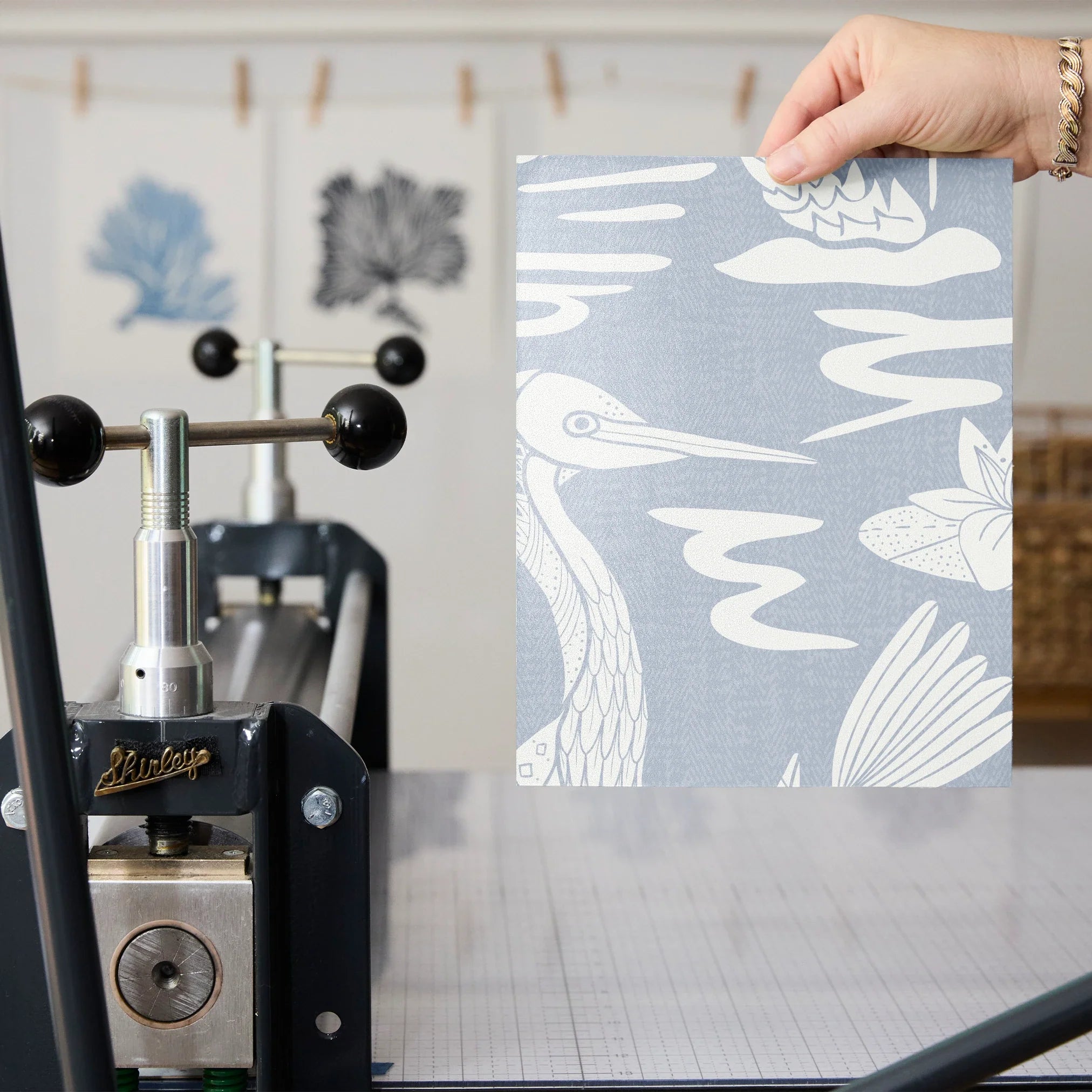 Low Country Egret, Anne's Blue on Bright White, Large Wallpaper